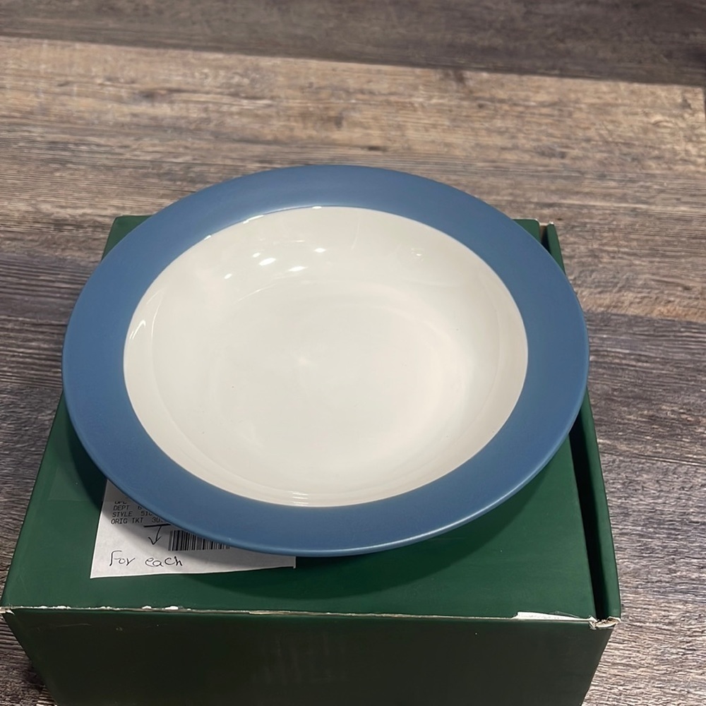 4 Noritake colorware collection plate for soup